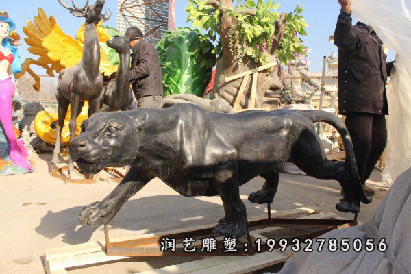 公园铜雕豹雕塑