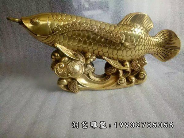 校园动物鱼铜雕