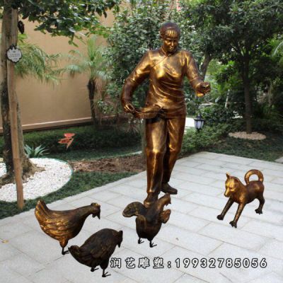 铜雕公园鸡雕塑