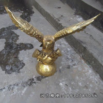 铜雕老鹰雕塑